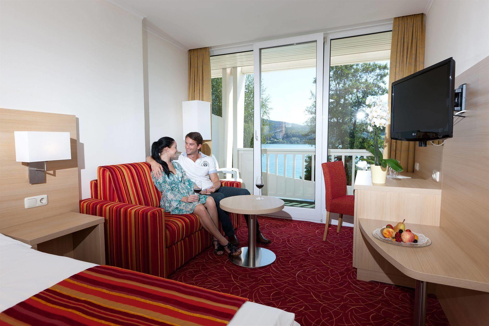 Werzers Seehotel Wallerwirt Techelsberg Exterior photo